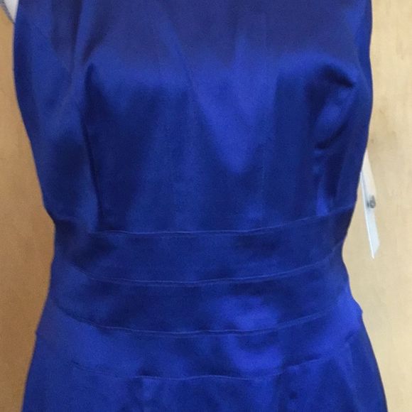 KAY UNGER Stretch Satin Beaded Halter Merm… - Picture 7 of 8